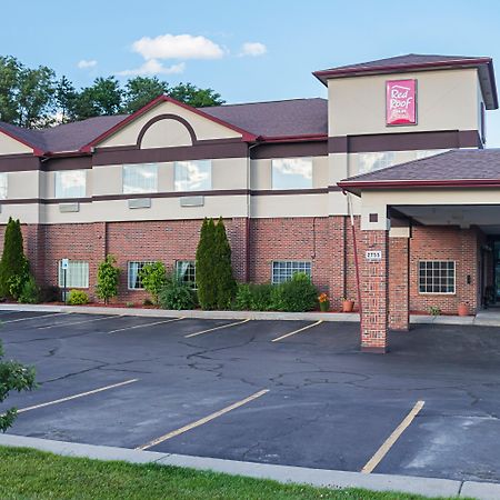 Red Roof Inn & Suites Lake Orion / Auburn Hills Exteriör bild