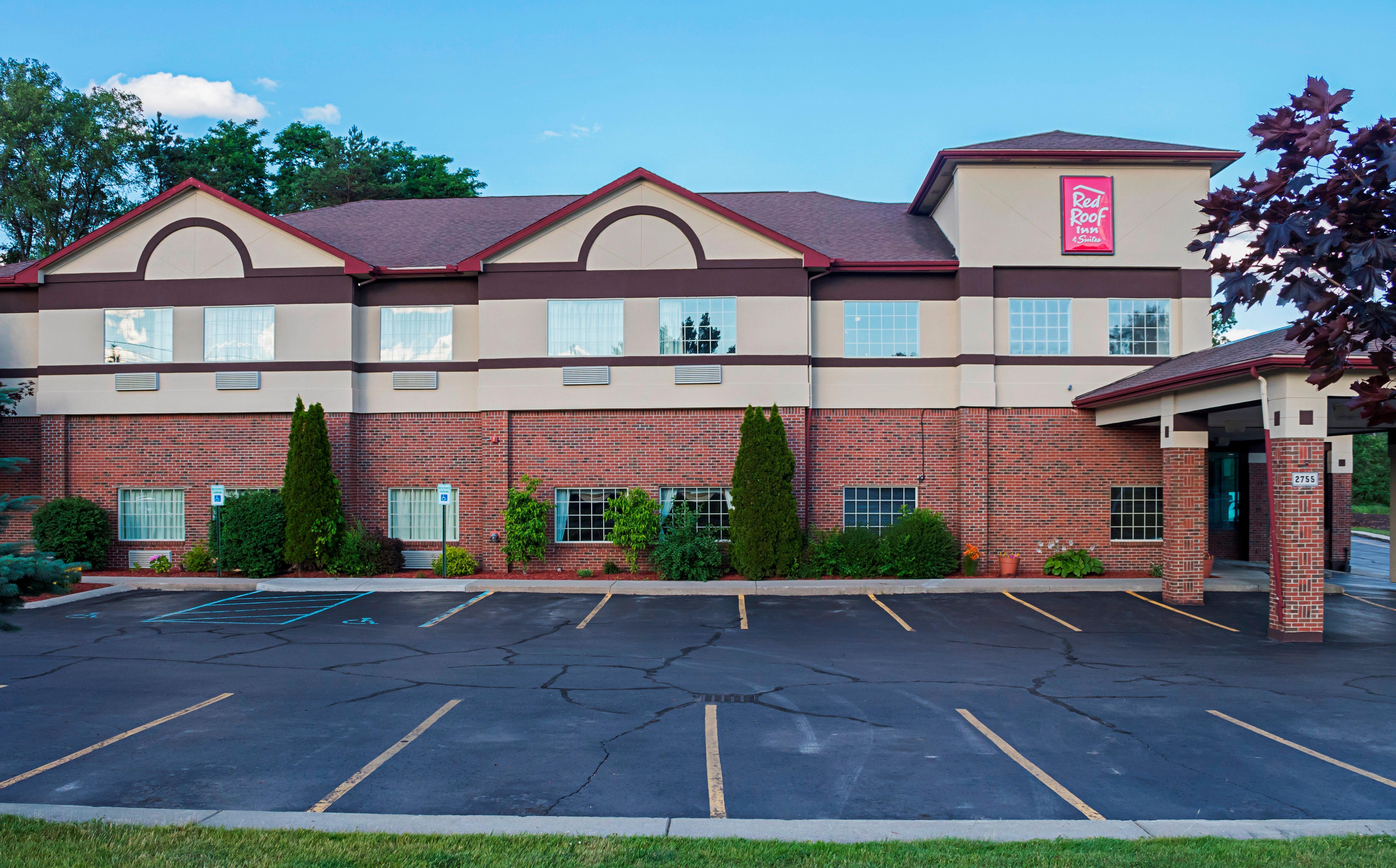 Red Roof Inn & Suites Lake Orion / Auburn Hills Exteriör bild